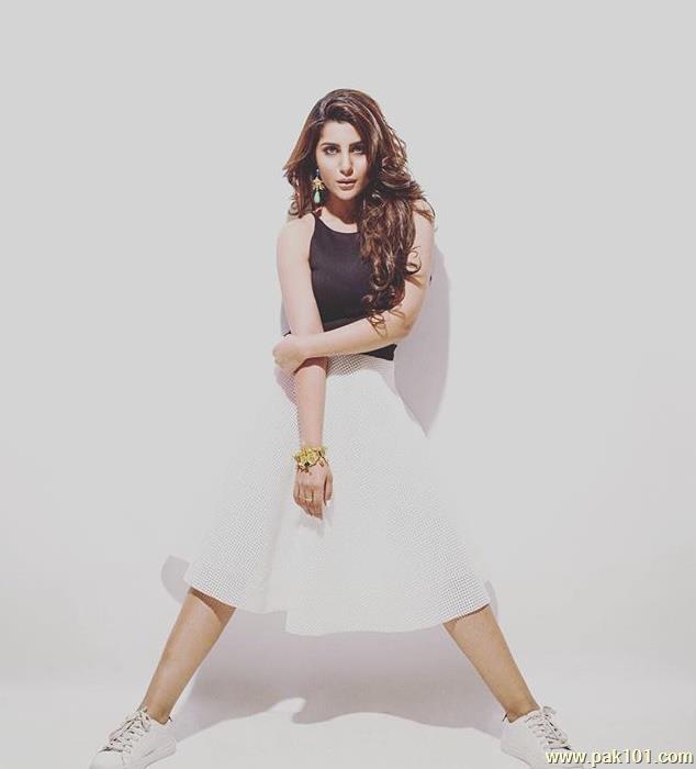 Sohai ali abro -Pakistani Female Fashion Model and Television Actress Celebrity