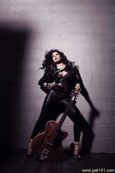 Veena Malik -Pakistani Fashion Model And Actress Celebrity