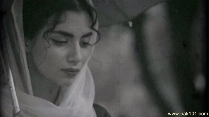 Zara Peerzada -Pakistani Female Fashion Model Celebrity