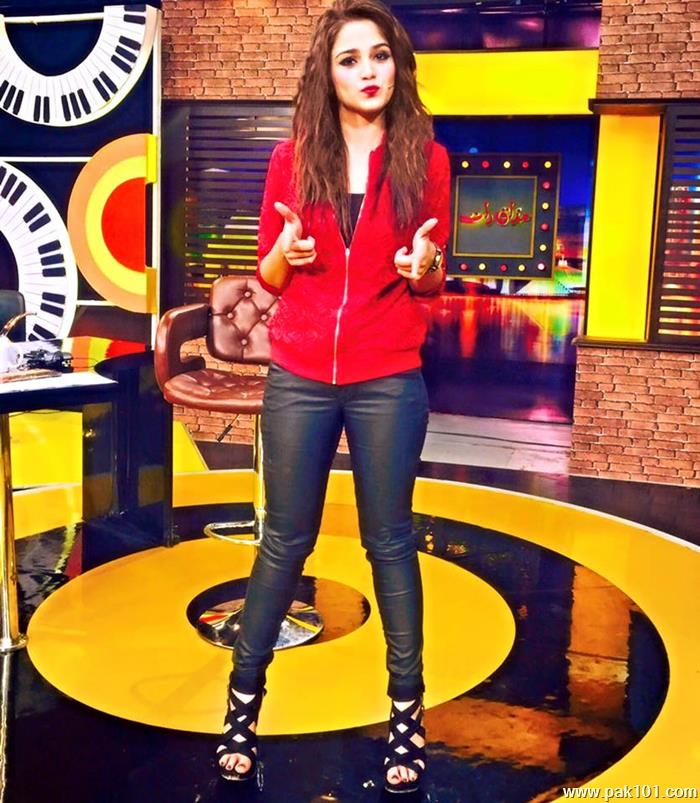 Aima Baig -Pakistani Female Singer And Host Celebrity