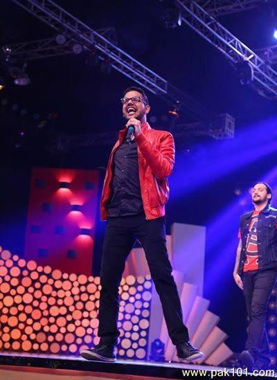 Ali Gul Pir -Pakistani Singer Celebrity