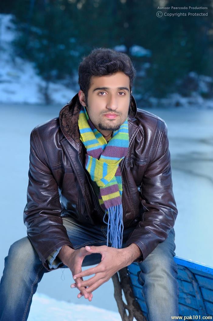 Asmaar Peerzada - Pakistani Singer Celebrity