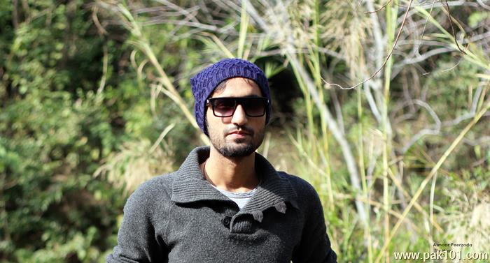 Asmaar Peerzada - Pakistani Singer Celebrity