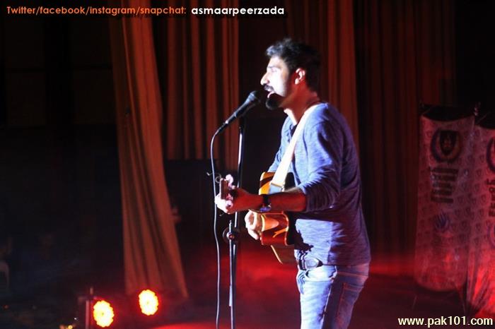 Asmaar Peerzada - Pakistani Singer Celebrity