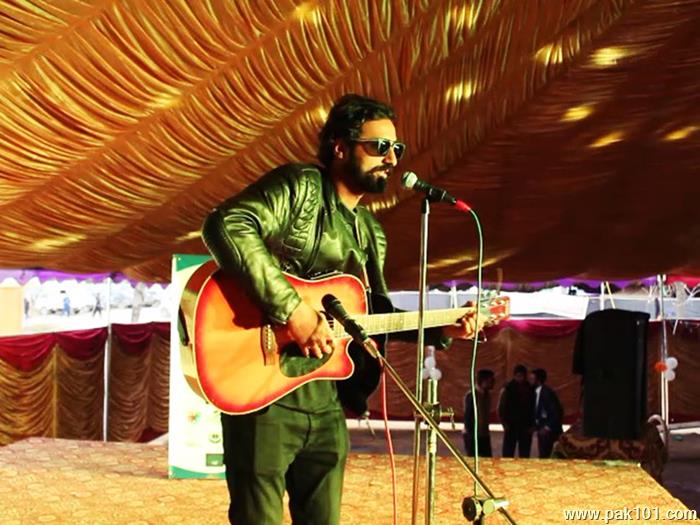 Asmaar Peerzada - Pakistani Singer Celebrity