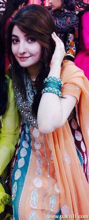 Gul Panra- Pakistani Female Singer Celebrity