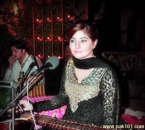 Gul Panra- Pakistani Female Singer Celebrity