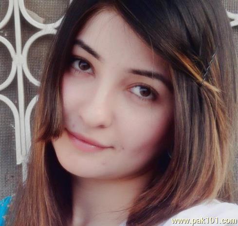 Gul Panra- Pakistani Female Singer Celebrity
