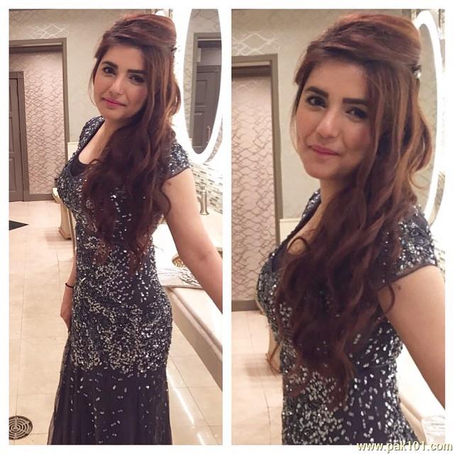 Momina Mustehsan -Pakistani Female Singer And Musician Celebrity
