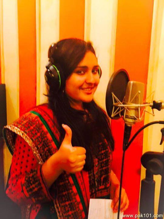 Sara Raza Khan -Pakistani Female Singer Celebrity