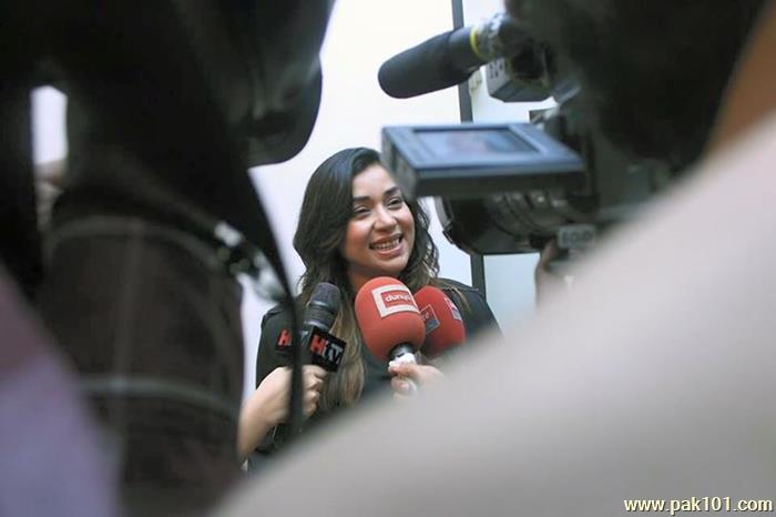 Komal Rizvi -Pakistani Female Singer Celebrity