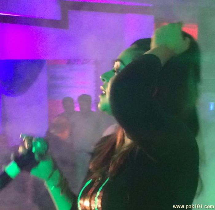 Komal Rizvi -Pakistani Female Singer Celebrity