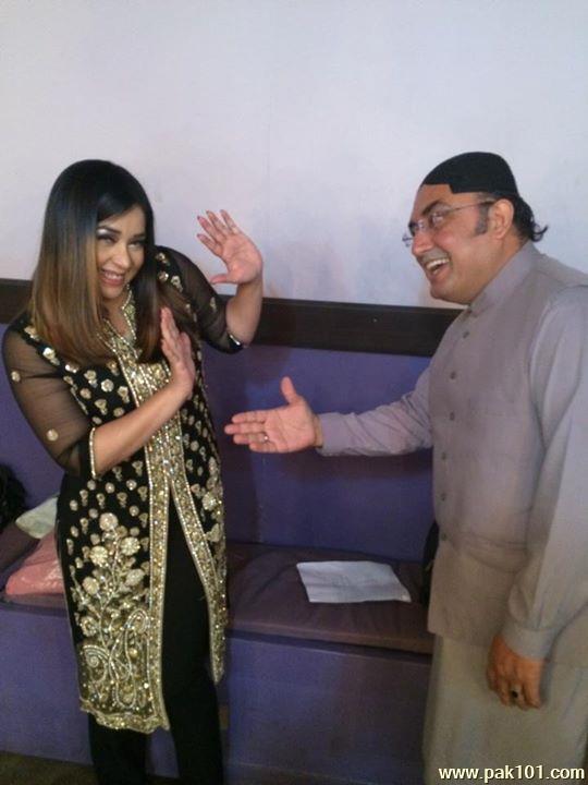 Komal Rizvi -Pakistani Female Singer Celebrity