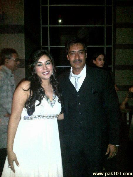 Komal Rizvi -Pakistani Female Singer Celebrity