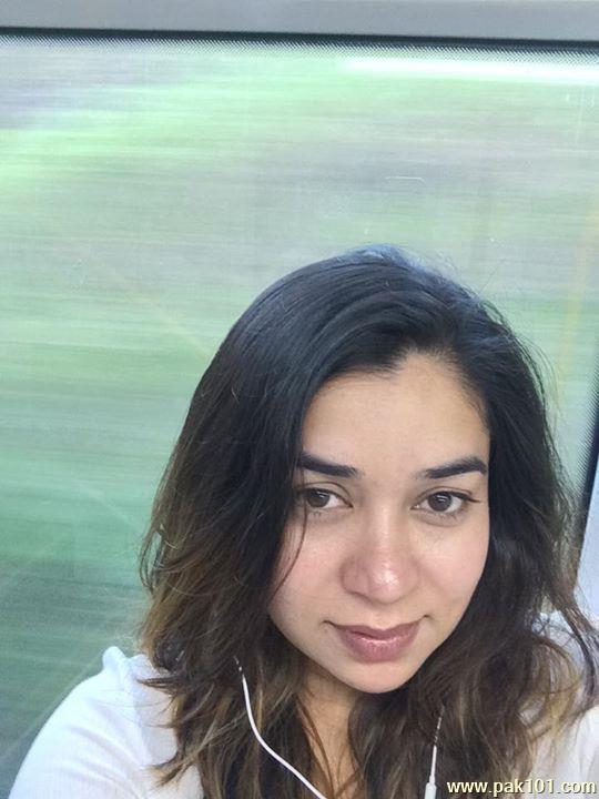 Komal Rizvi -Pakistani Female Singer Celebrity