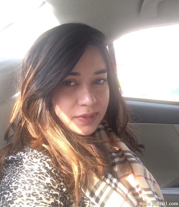 Komal Rizvi -Pakistani Female Singer Celebrity