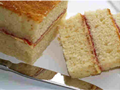 Simple Vanilla Sponge Cake