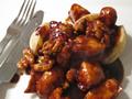Chicken with walnuts