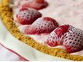 FROZEN STRAWBERRY PIE