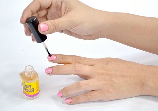 Steps for how to apply nail polish