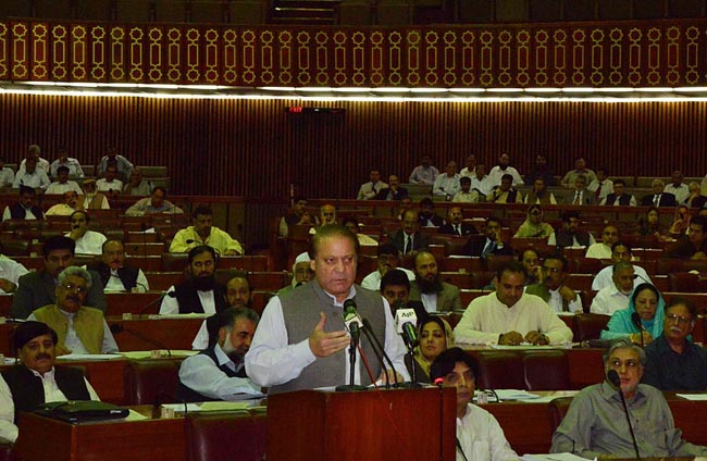 PM Announces To Try Musharraf Under Article-6