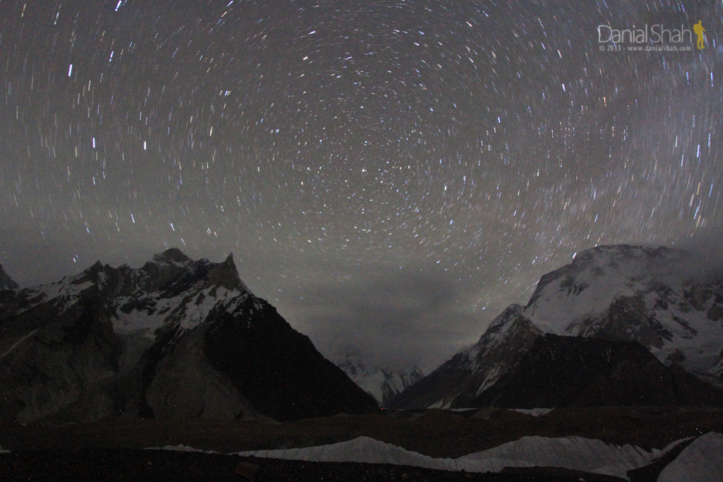 A starry night & the second highest mountain