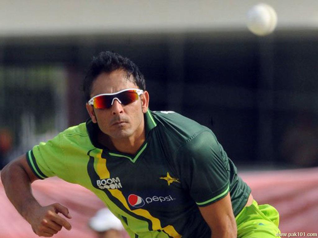 Celebrities Cricketers Abdur Rehman Wallpapers Abdur Rehman 