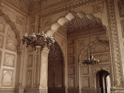 Badshahi Mosque in Lahore - Pakistan (interior)
